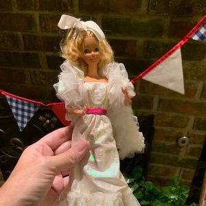 Meet your Posher, Becky